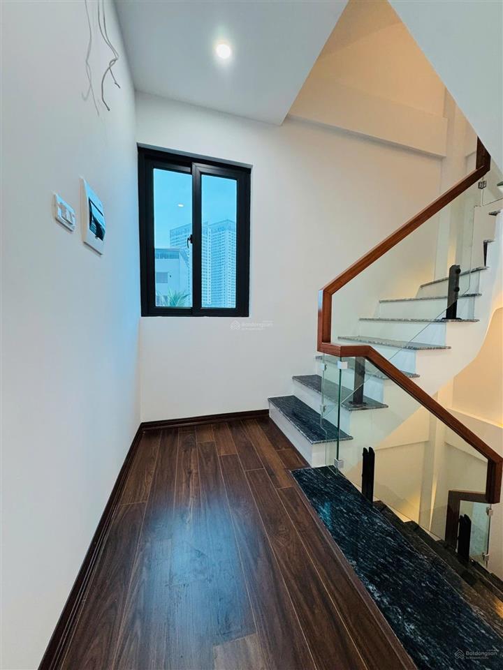 Bán nhà riêng tại 299 đại mỗ, 8 tỷ vnd, 39 m2, cực chất!