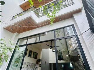 Hot gò vấp  nhỉnh 9 tỷ  chỉ 93tr/m2  ngang 5.3m  3 tầng 4pn  ngay trung tâm  khu an ninh