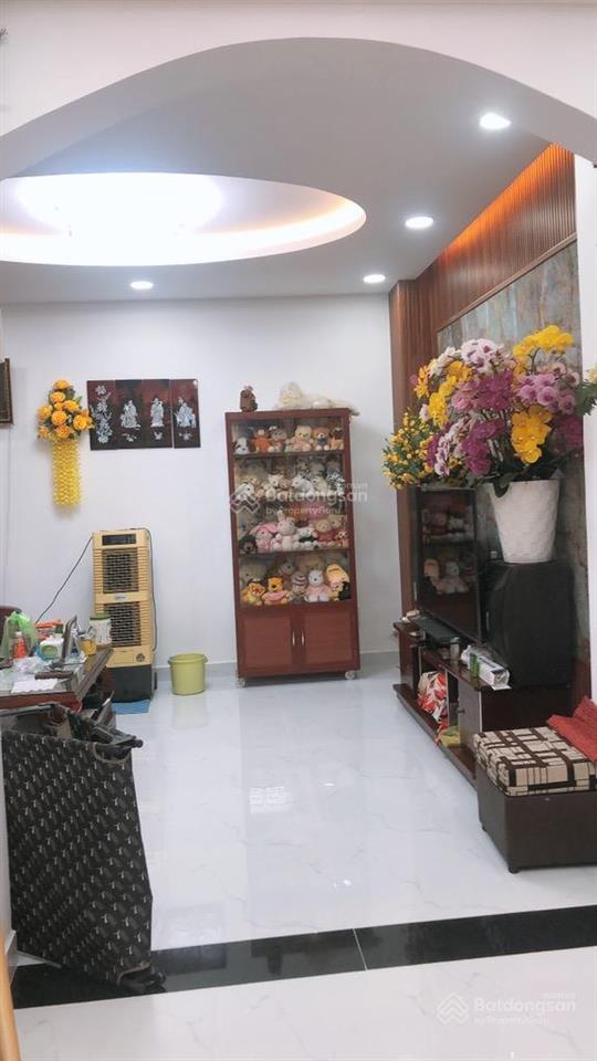 Hot gò vấp nhỉnh 4 tỷ  chỉ 84tr/m2  ngang 6.5m  3pn sân rộng  vị trí đắc địa