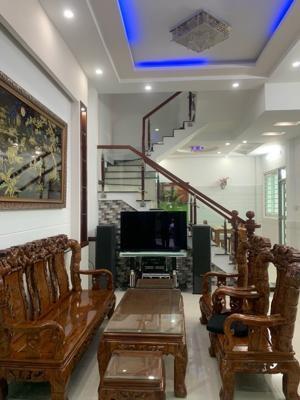 Rẻ nhất khu vực, 75m2, 4 tầng btct, hxh trải nhựa, nhỉnh 7 tỷ
