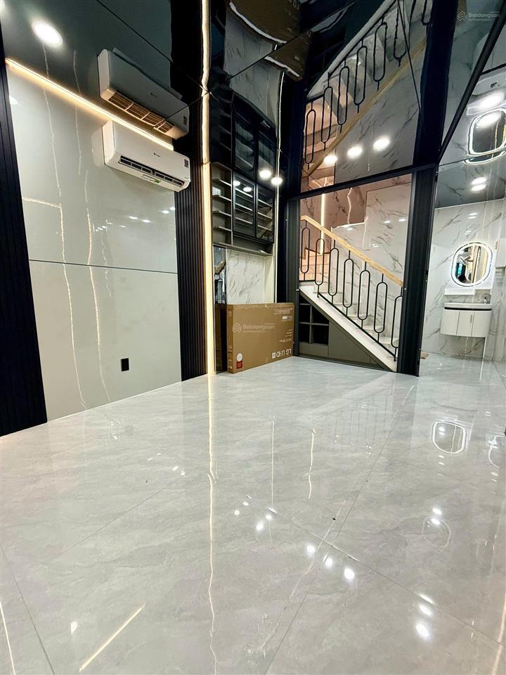 Siêu phẩm gò vấpnhỉnh 5ty mặt tiền đường lớn 7mnhà đẹp kết cấu vào ở ngaykhu dân cư an ninh
