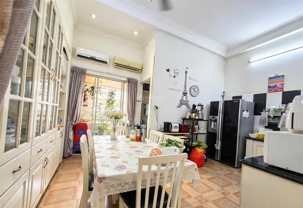 Quang trung hẻm 8m nở hậu 5.5m 4 tầng btct chủ lâu đời gấp bán