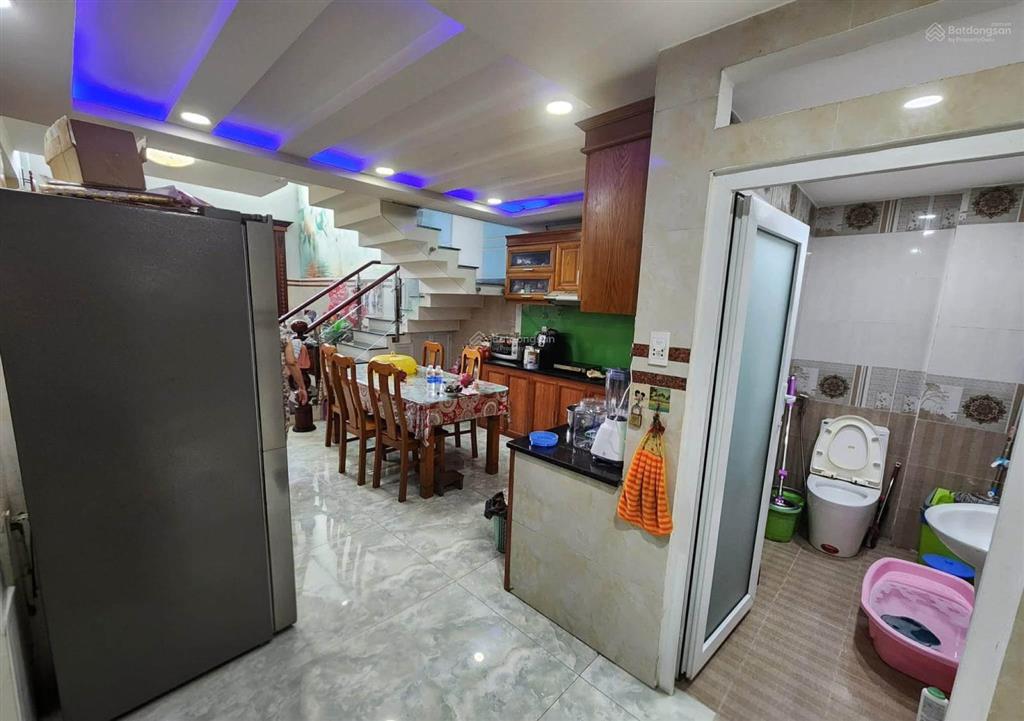74m2 mặt tiền thụt không lộ giới ngay nguyễn văn công nối dài 5 tầng btct chủ lâu đời
