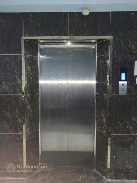 Cho thuê phòng mới có gác, cửa sổ rộng 20m2. khu vực an ninh yên tĩnh giáp q10, 11, tân bình