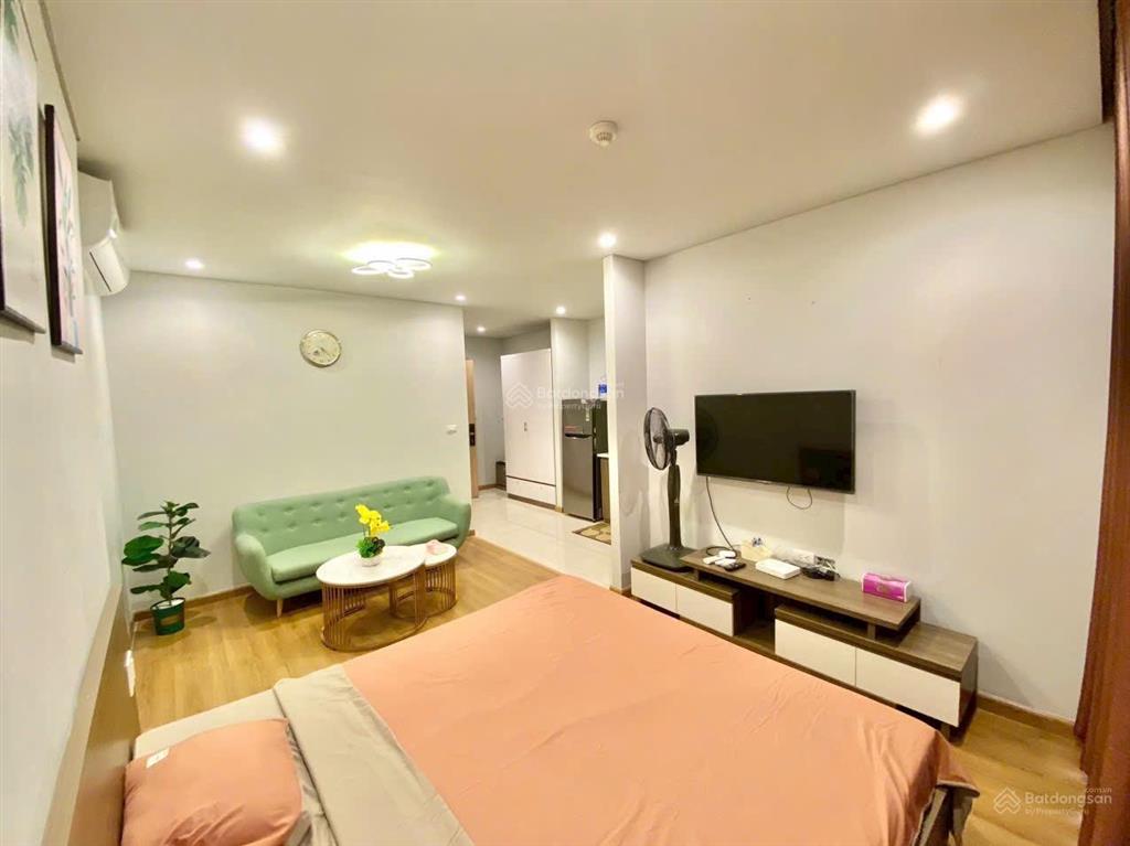 Cho thuê căn hộ view đồi tầng cao tại green bay garden, 4,5 triệu vnd, 34 m2