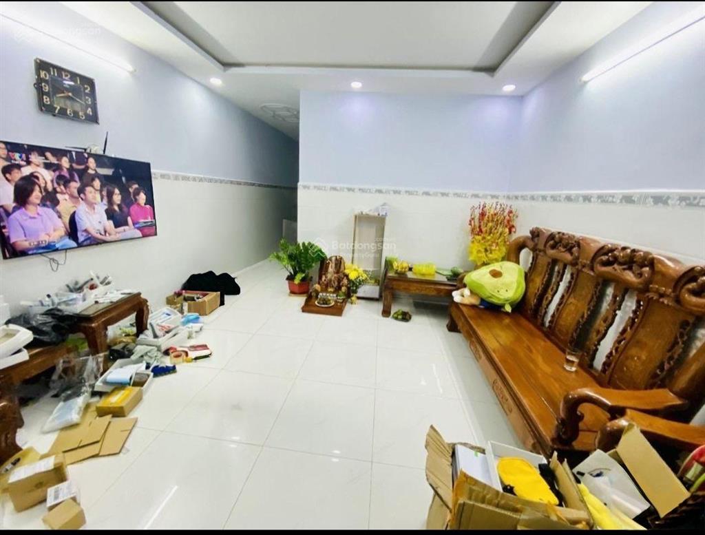 Nhà đường nhựa 10m thoại ngọc hầu (4x17m) 1 lầu, 4 phòng ngủ  giá 7.3 tỷ
