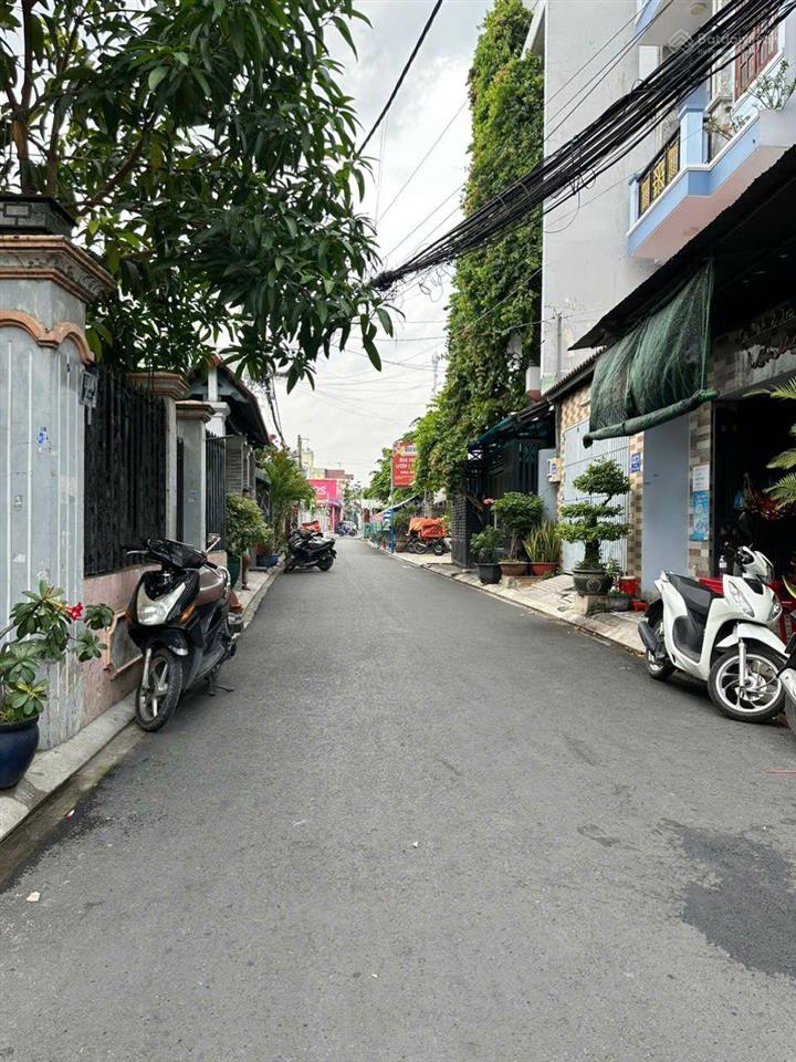 Nhà 1/ hẻm nhựa 6m gò dầu (4x18m) cấp 4  giá rẻ 6.9 tỷ chính chủ