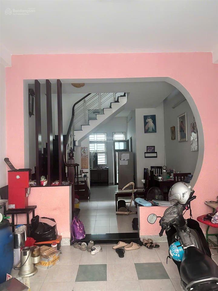 1/ hẻm xe hơi đường gò dầu, đúc 2 lầu st, gần độc lập  giá 7.9 tỷ tl