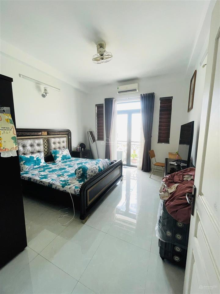 Nhà đẹp hẻm xe hơi gò dầu (4x15m) đúc 5 tấm  giá 7.9 tỷ