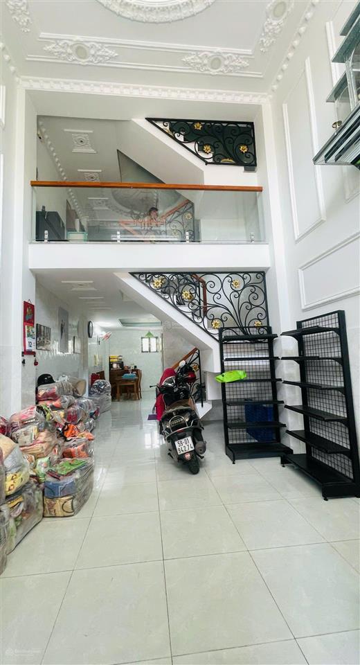 Nhà đẹp hẻm xe hơi gò dầu (4x15m) đúc 5 tấm  giá 7.9 tỷ