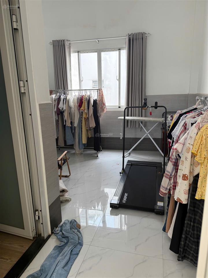 Hẻm nhựa 6m thông ra chợ tân hương, đúc 2 lầu st  giá 7.9 tỷ