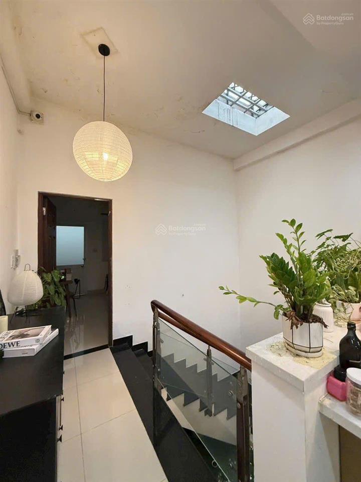 Hẻm 1/ gần đường gò dầu, đúc 1 lầu đẹp, hẻm 7m thẳng tấp