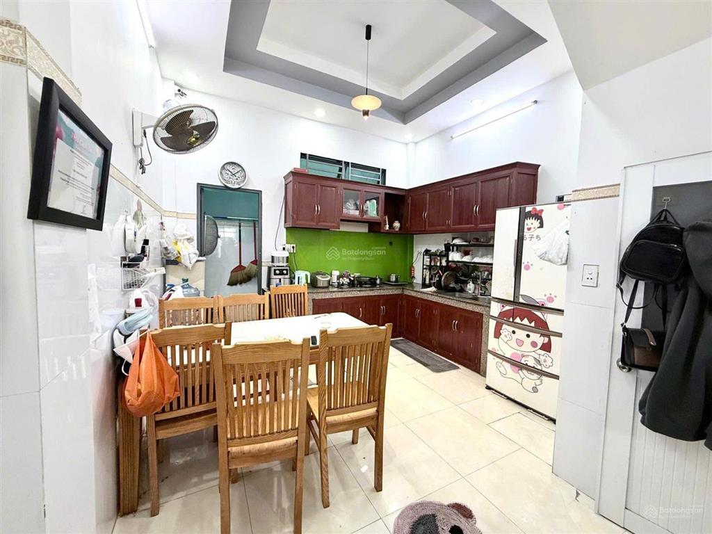Nhà hẻm 6m gần aeon tân phú, đúc 2 lầu cực đẹp. chủ thiện chí bán