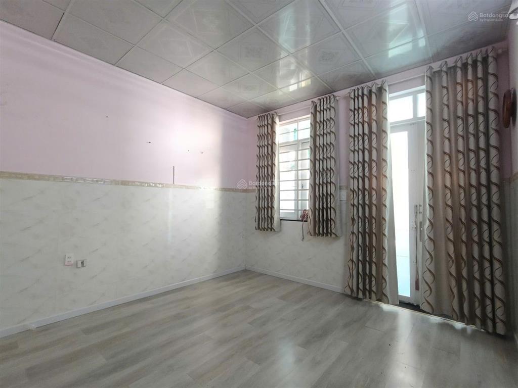 Nhà 2mt đường vườn lài (70.2m2) đúc 1 lầu  giá 7.5 tỷ chủ thiện chí bán