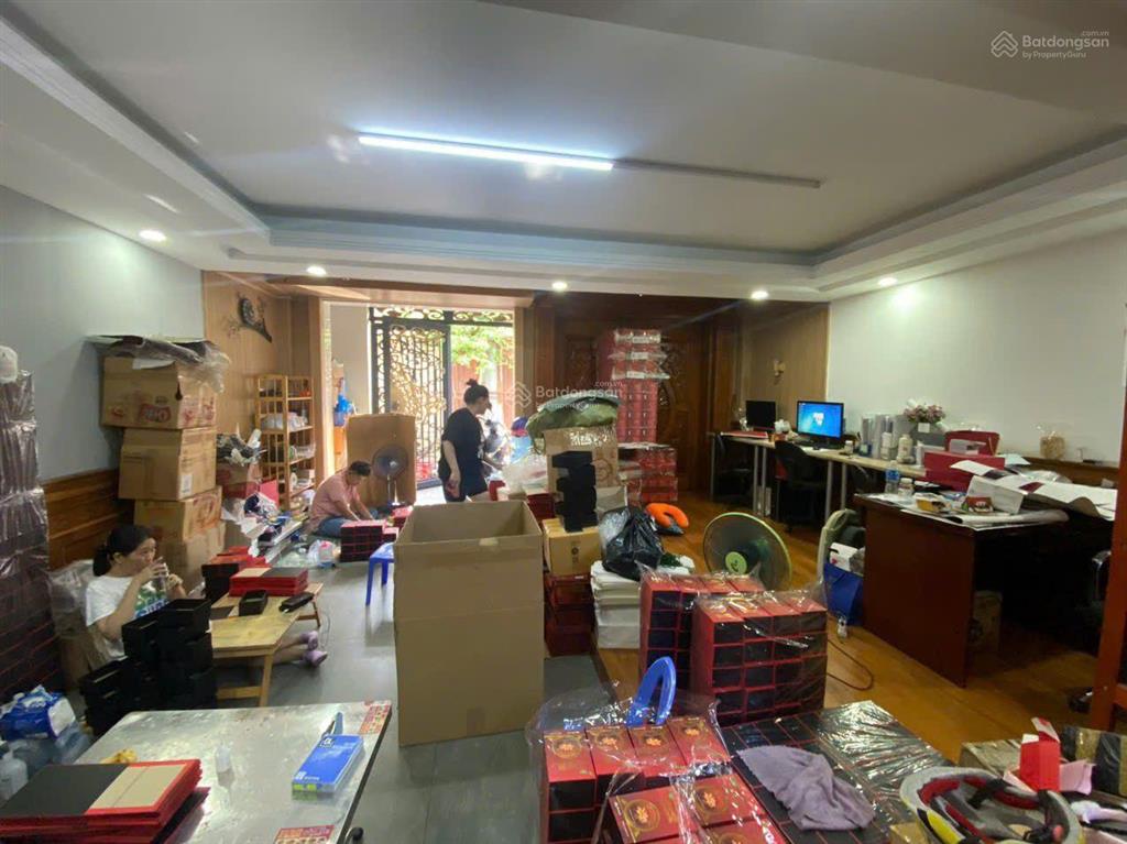 Nhà bề ngang 6m đúc trệt, lửng 4 lầu sân thượng p.tân sơn nhì  giá 9.5 tỷ