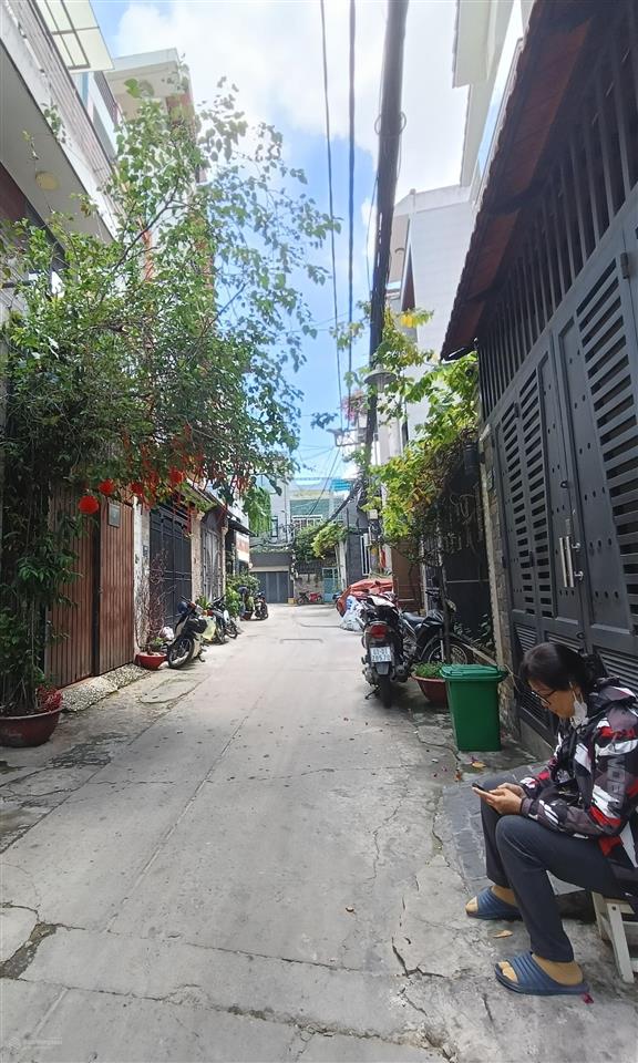Hẻm xe hơi phường tân sơn nhì (4x14m) 1 lầu. gần công viên