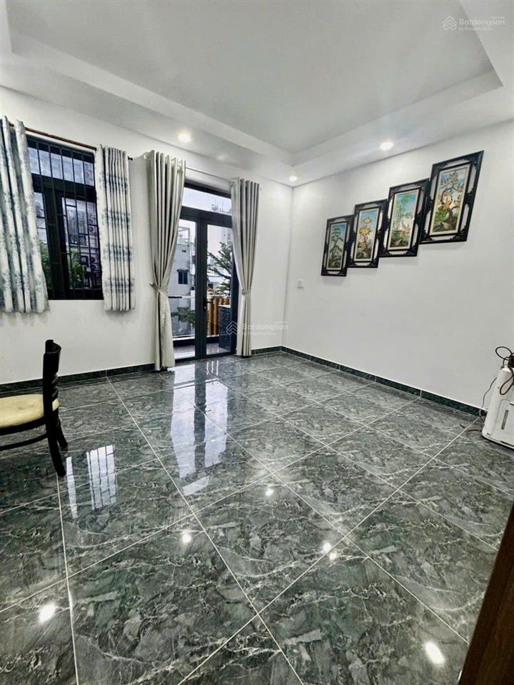 Hẻm 6m đường nguyễn súy (4.5x15.2m) 2 lầu đẹp. gần gò dầu