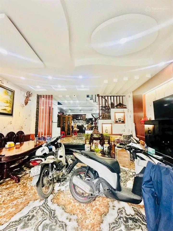 Hẻm 1/ đường tân hương (6x13m) 3 lầu st  giá 9.7 tỷ tl
