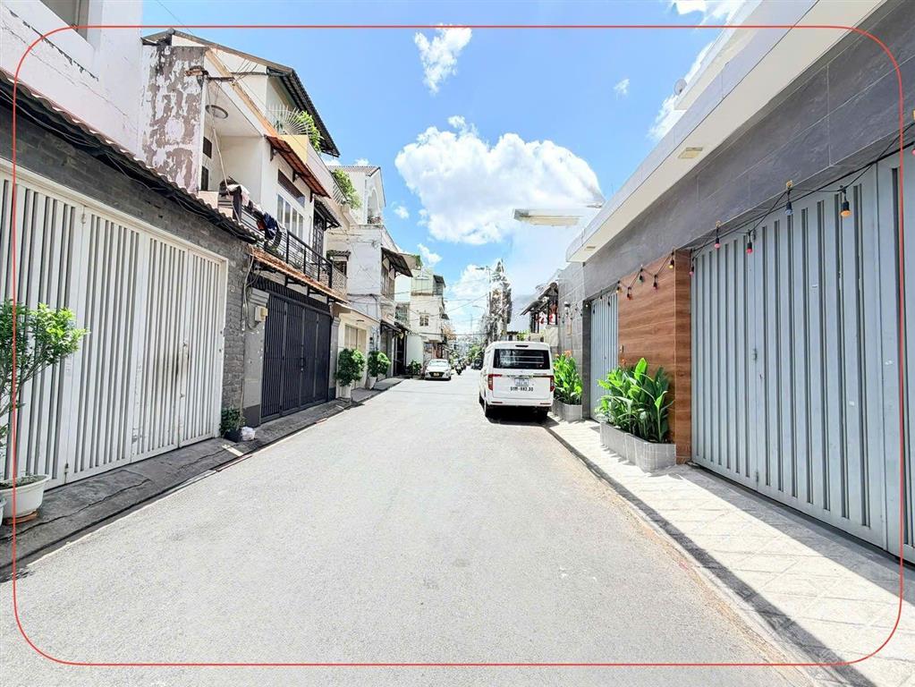 Hẻm 8m đường vườn lài, 1 trệt 1 lầu cách lũy bán bích 100m  giá 5.3 tỷ