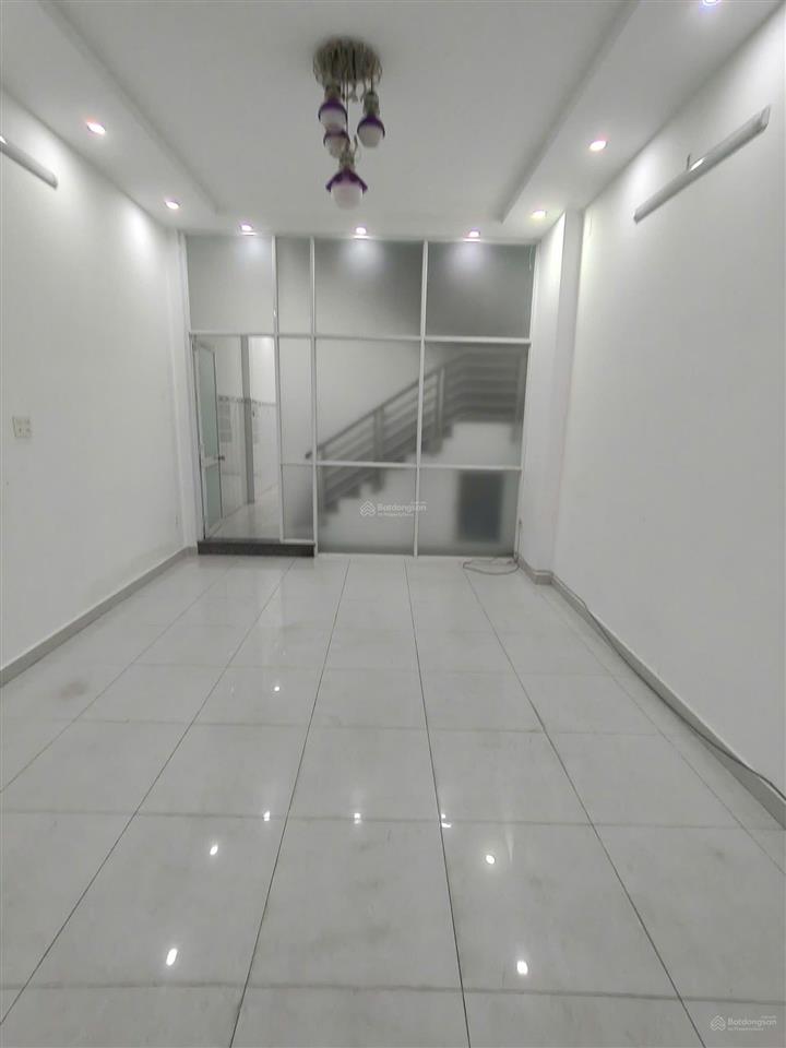 2mt hẻm 5m tân hương (4x14m nở hậu 4.2m) 1 lầu. cách mặt tiền 10m