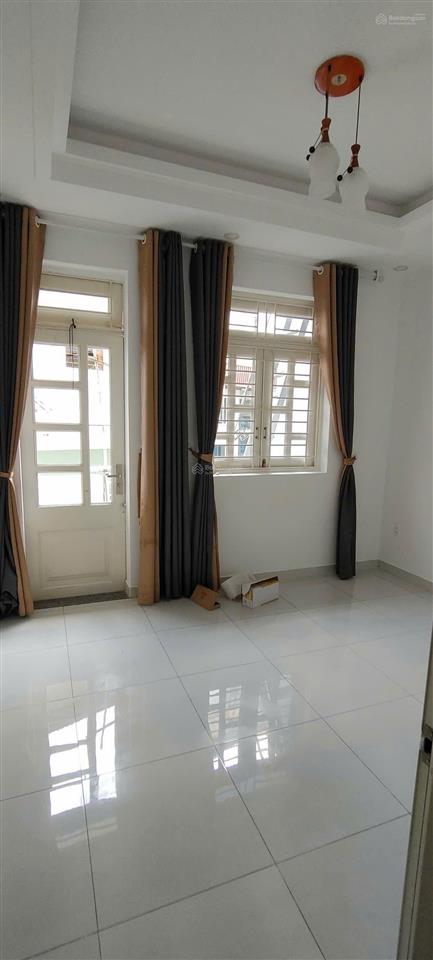 2mt hẻm 5m tân hương (4x14m nở hậu 4.2m) 1 lầu. cách mặt tiền 10m
