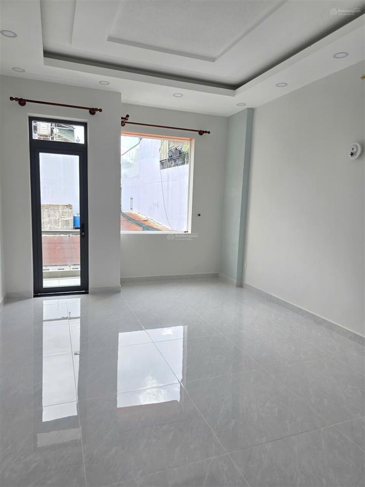 Mặt tiền phường tân thành (4x21.5m) đúc 3.5 tấm mới keng. ngay trường thcs phan bội châu