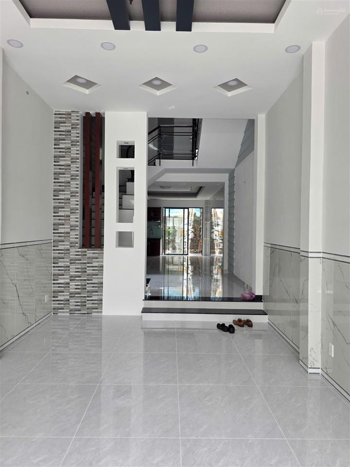 Mặt tiền phường tân thành (4x21.5m) đúc 3.5 tấm mới keng. ngay trường thcs phan bội châu