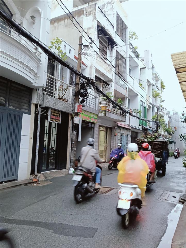 Hẻm 10m kinh doanh p.tân sơn nhì, đúc 2 lầu giáp quận tân bình