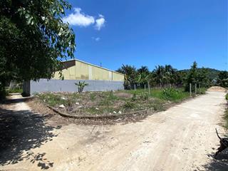 Bán lô đất đắc lộc  góc 2 mặt tiền, vị trí đẹp, full thổ cư, hiếm có