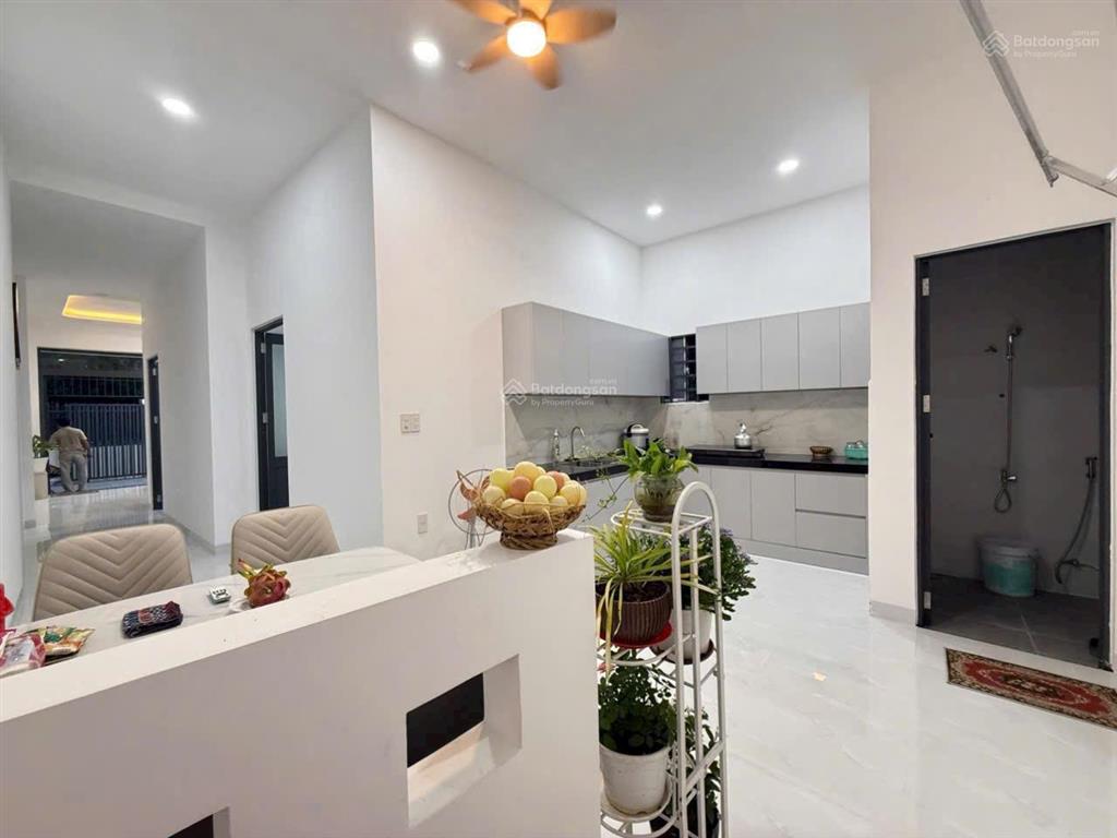 Bán nhà cấp 4 nở hậu mới đẹp, sạch sẽ hẻm ô tô nguyễn khuyến vĩnh hải