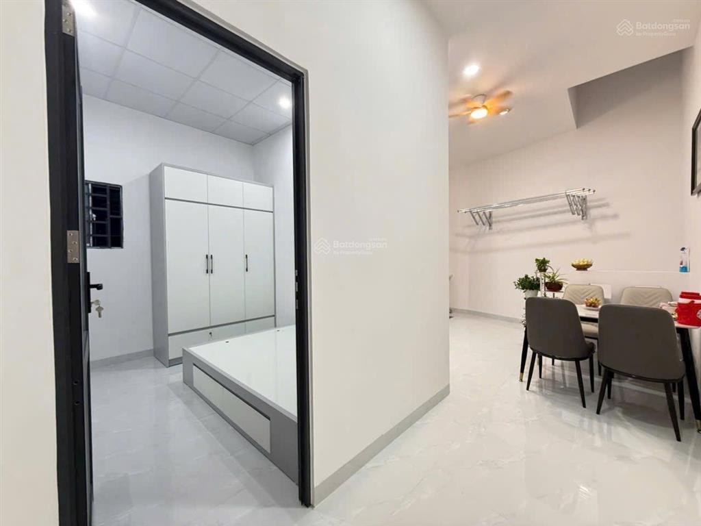 Bán nhà cấp 4 nở hậu mới đẹp, sạch sẽ hẻm ô tô nguyễn khuyến vĩnh hải