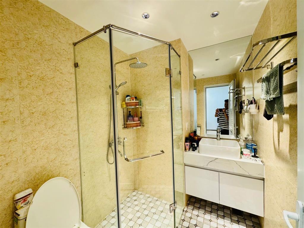 Hạ giá 100triệu bán nhanh  căn hộ 71m2 view biển nội thất cao cấp mới zin oc2a