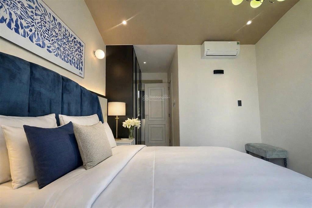 Siêu phẩm hà quang 2  bán căn liền kề siêu đẹp kđt hà quang 2 , đang cho nga thuê 50triệu / tháng