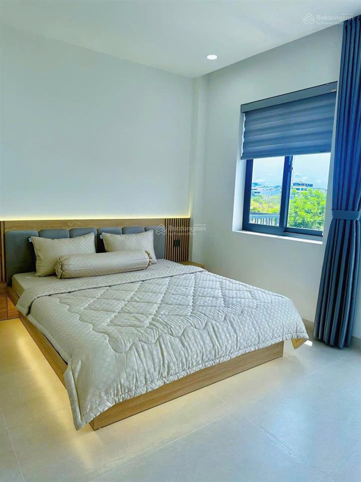 Khách tìm nhà để ở tại khu đô thị thường ưu tiên kề góc full nội thất có sân ô tô