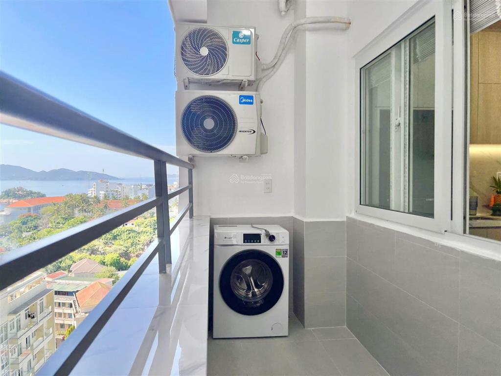 Chủ bán căn hộ view xéo biển nội thất đẹp mới, hàng hiếm