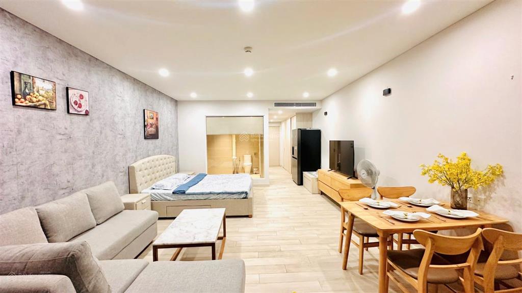 Bán căn hộ view biển  vị trí vàng trung tâm nha trang
