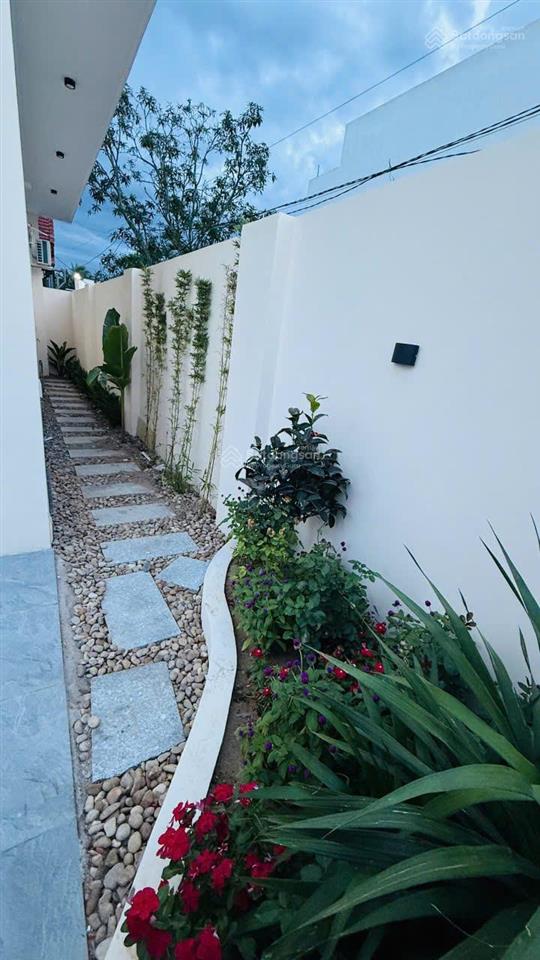 Siêu phẩm nhà biệt thự  phong cách địa trung hải  view đồng lúa cực chill thư giãn