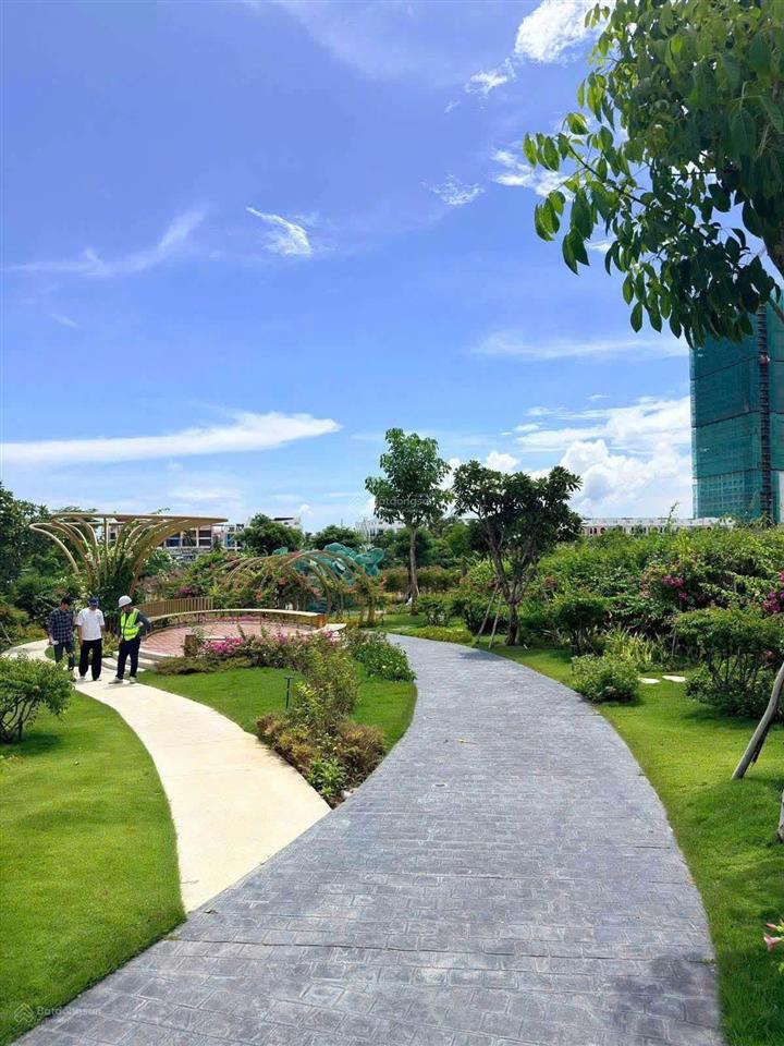 Căn hidden villa giá tốt trong 24 căn la tiên còn lại chỉ 13,6 tỷ