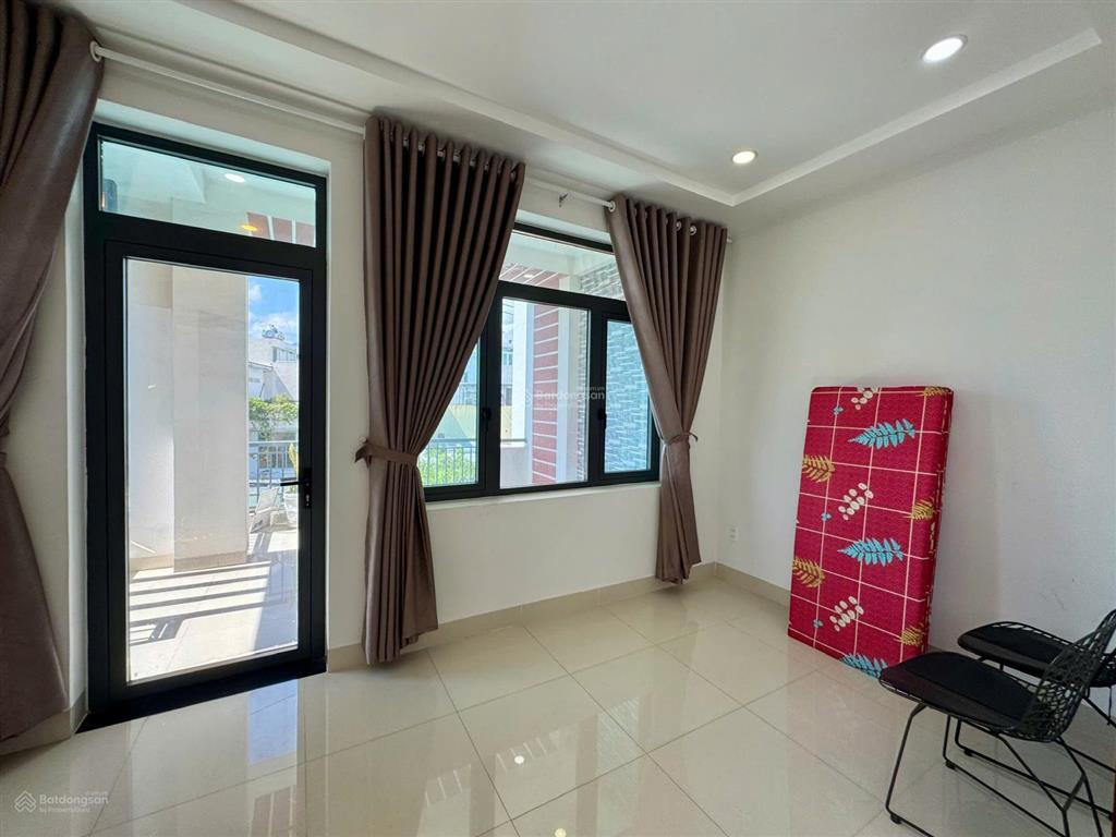 Hiếm nhà ngang 8,18m đường nguyễn thị định  cạnh lê hồng phong, kế kđt sân bay cũ