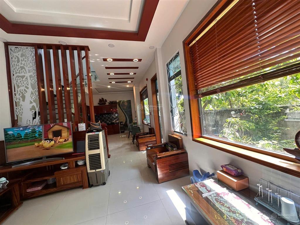 Hiếm nhà ngang 8,18m đường nguyễn thị định  cạnh lê hồng phong, kế kđt sân bay cũ