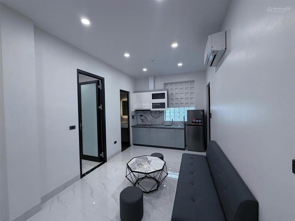 Cho thuê chmn sát hồ tây 191 trích sài  ngõ ô tô  căn 1  2pn + khách  đủ đồ  giá 8.6 triệu/th