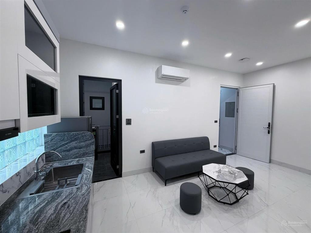 Cho thuê chmn sát hồ tây 191 trích sài  ngõ ô tô  căn 1  2pn + khách  đủ đồ  giá 8.6 triệu/th