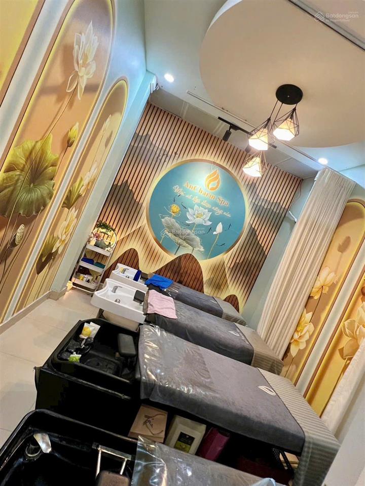 Cho thuê nhà mặt phố trần quý kiên, cầu giấy 46m2 x 2 tầng làm văn phòng spa, giá 15 triệu