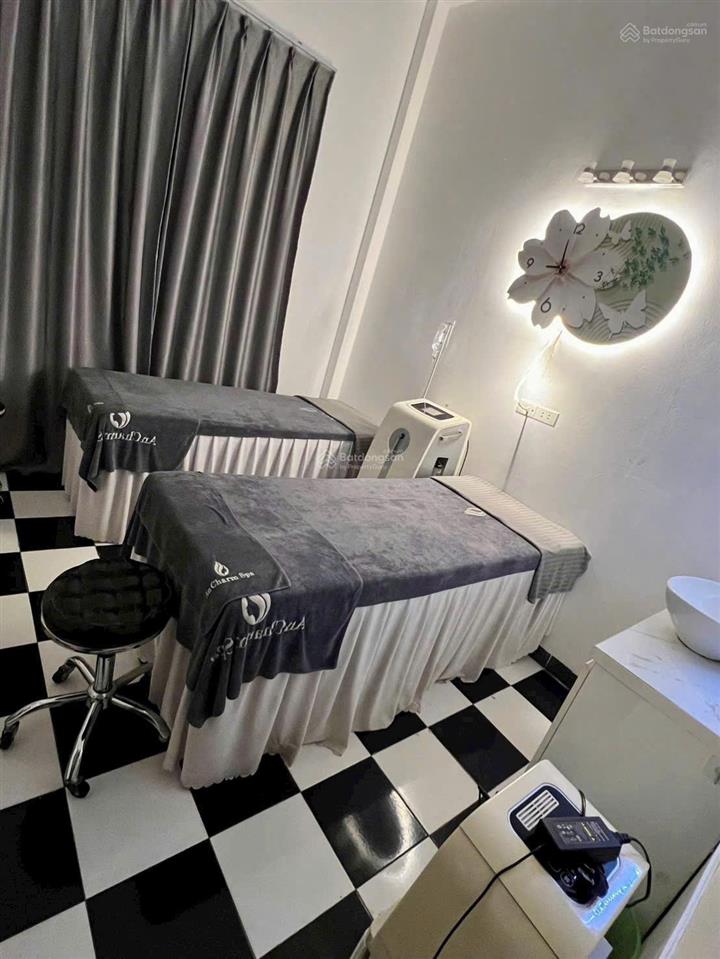 Cho thuê nhà mặt phố trần quý kiên, cầu giấy 46m2 x 2 tầng làm văn phòng spa, giá 15 triệu
