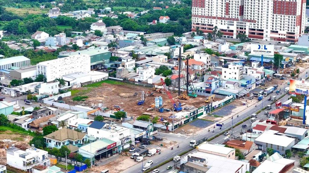 The Emerald Boulevard sở hữu vị trí đắc địa ngay mặt tiền Quốc lộ 13 giao thông HCM - BD