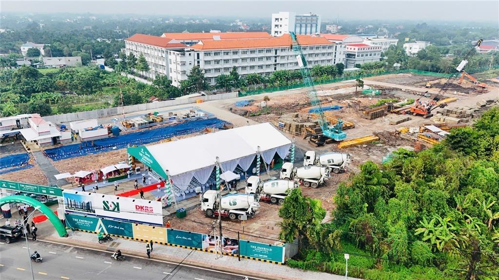 The Emerald Garden View chỉ 35tr/m2 Sống Đẳng Cấp, An Nhiên Giữa Thiên Nhiên giữa Thuận