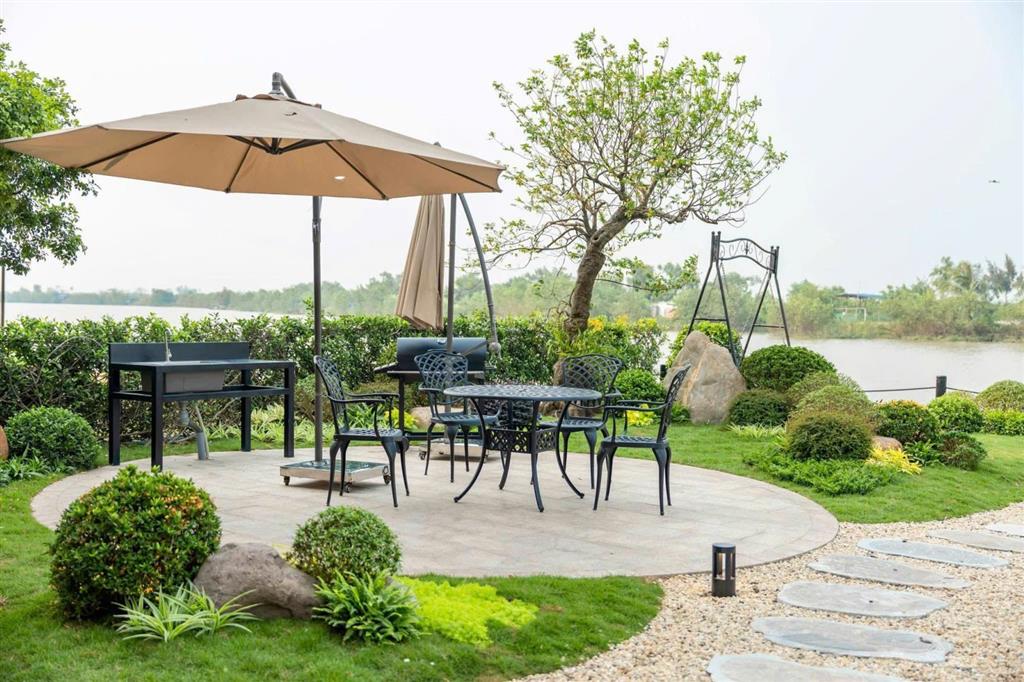 Cực sốc. chỉ 8,86 tỷ mua đứt căn 135m2 sân vườn ở vin vũ yên