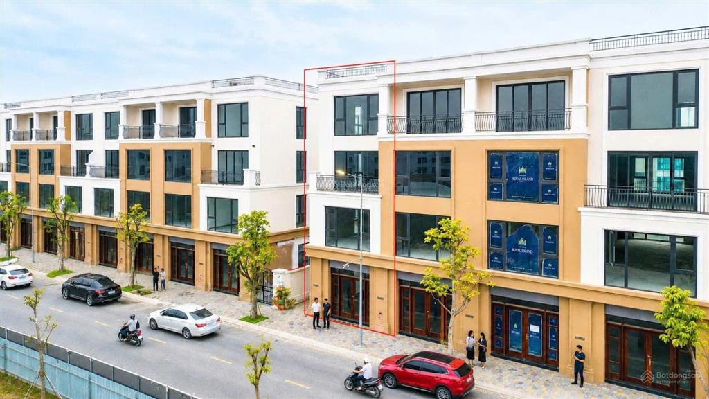 Tla  691 liền kề shop mặt đường 35m trục kinh doanh đẹp dòng tiền thật giữa vinhomes vũ yên