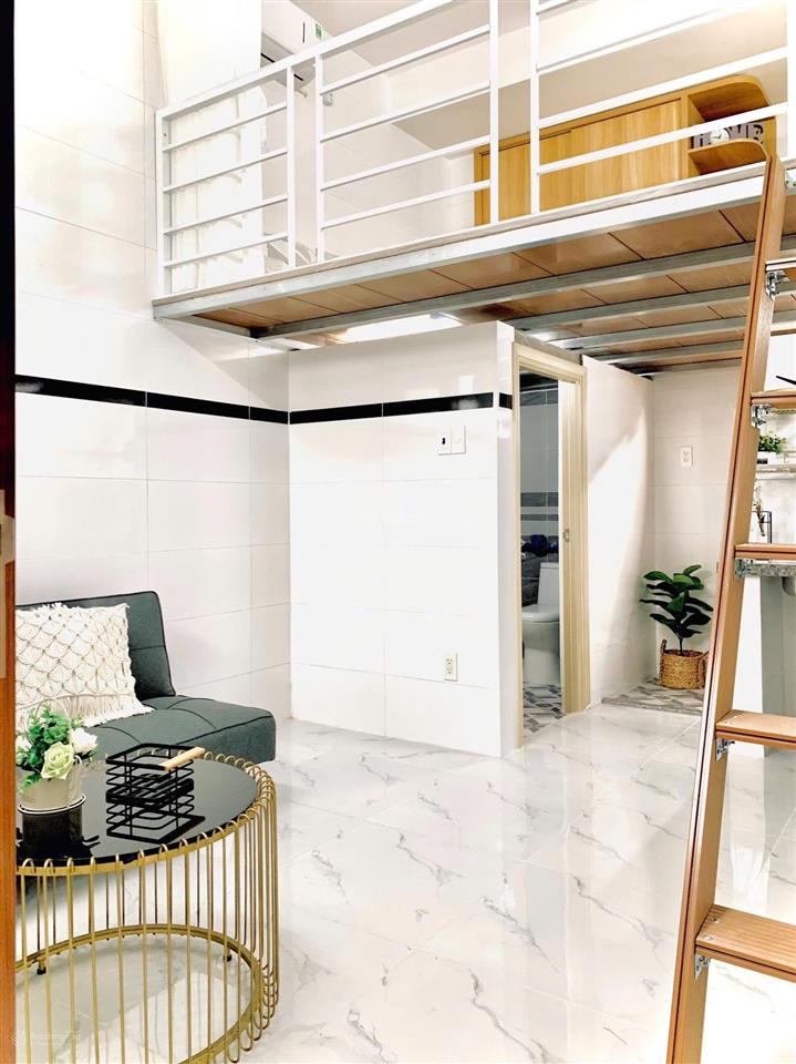 Duplex gác cao 1m8 đầy đủ tiện nghi, decor sẵn tone trắng cực xinh, sát bên kcx tân thuận, q4 q1