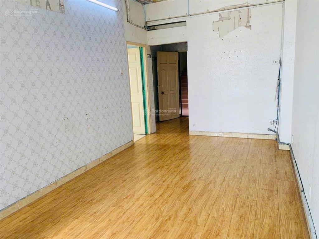 Bán căn hộ 109 nguyễn biểu q.5, căn góc